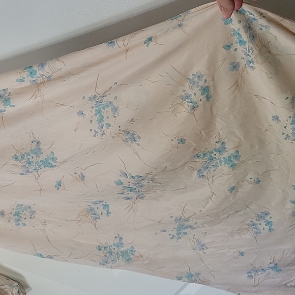 ✨️LAST CHANCE✨️ Vintage Floral Nylon Nightgown - Picture 2 of 12